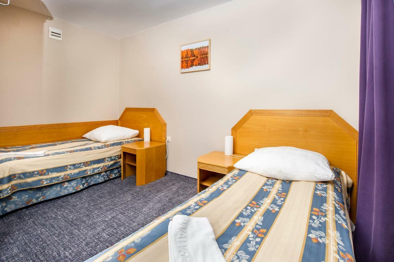 Wawrzkowizna Resort *