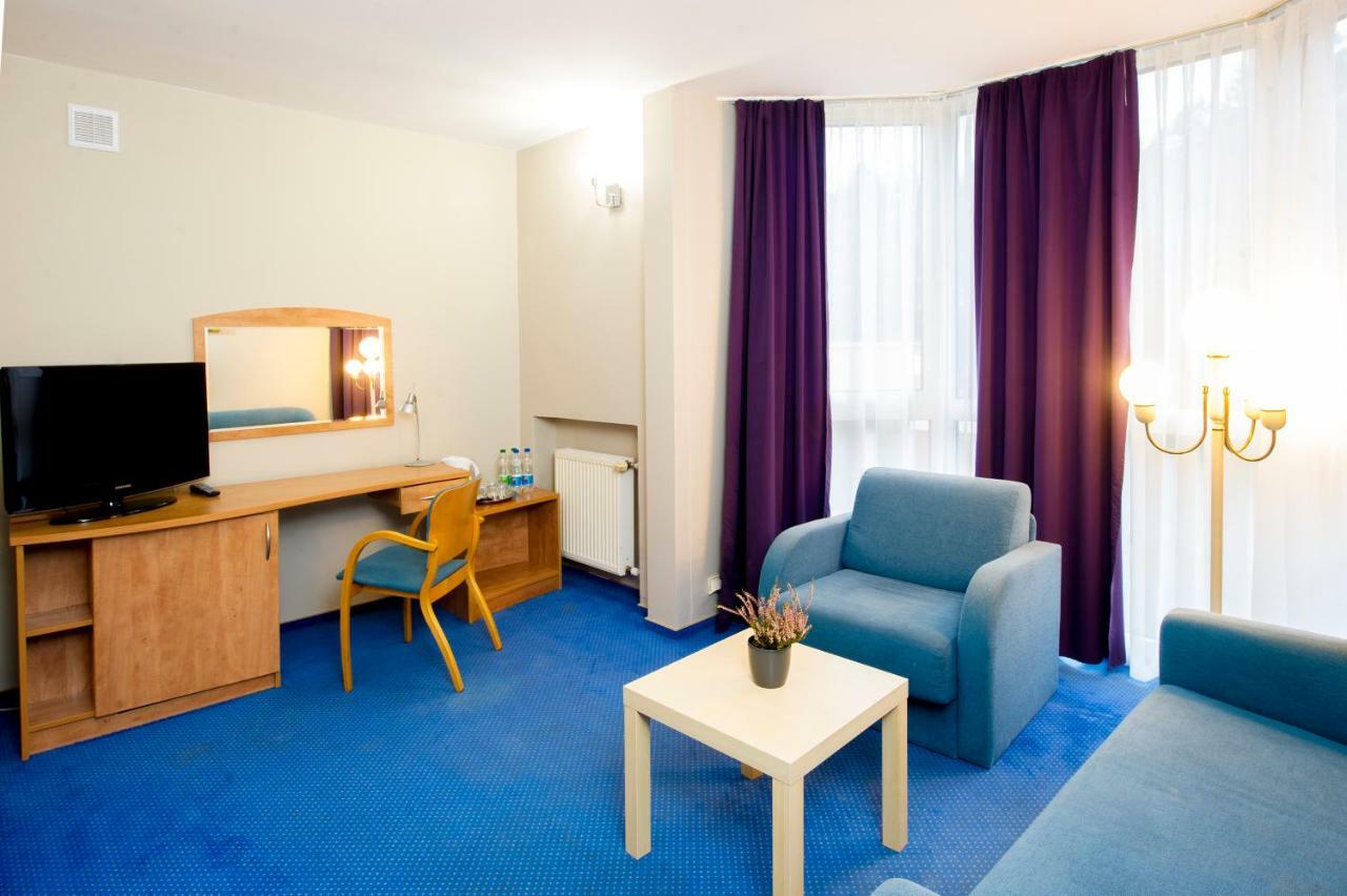 Wawrzkowizna Resort *