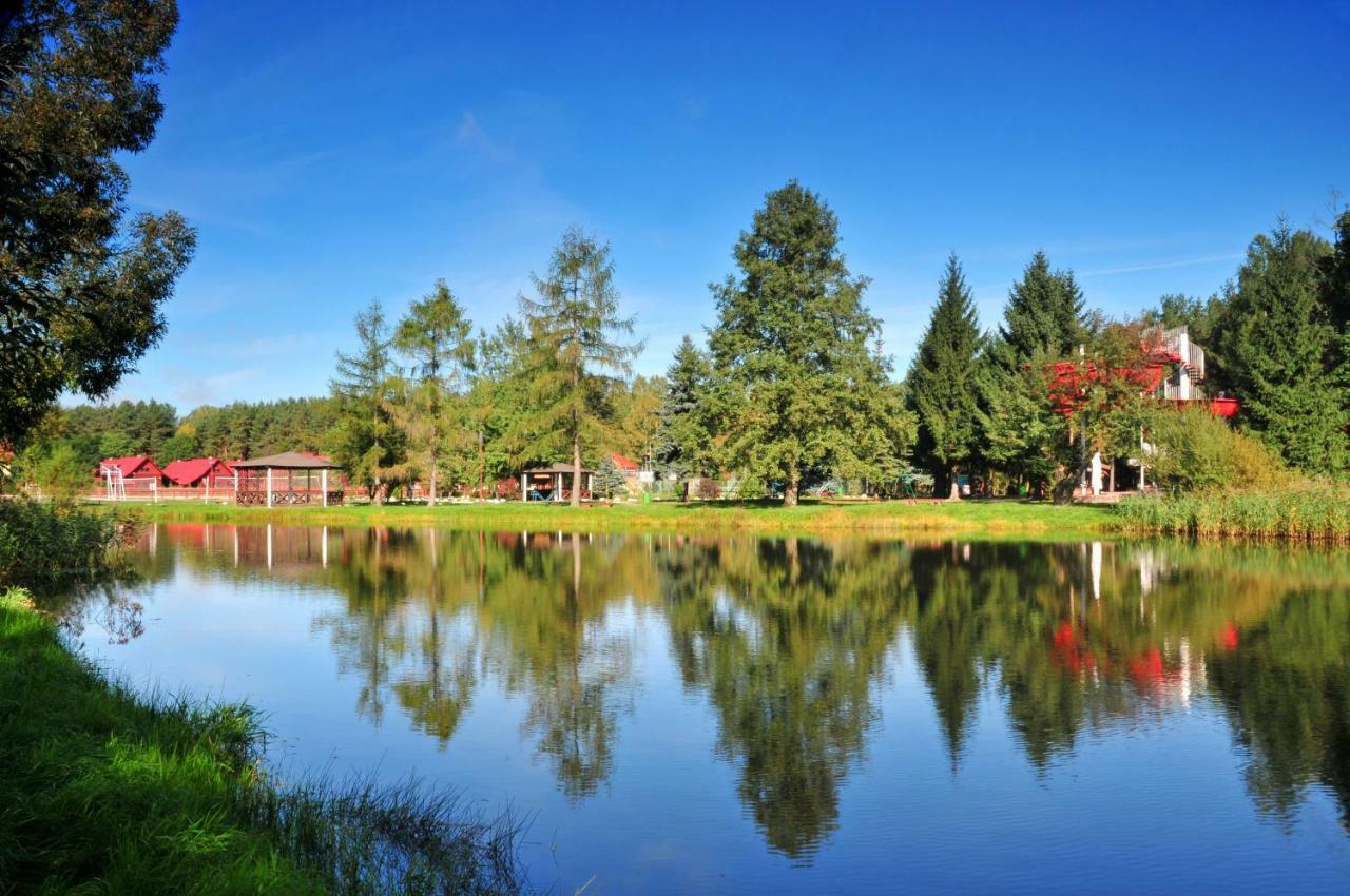 Wawrzkowizna Resort *